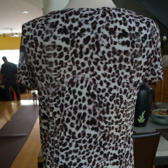 NWT! $165 Majestic Filatures X Saks extrafine tee shirt top brown leopard print - Picture 3 of 13